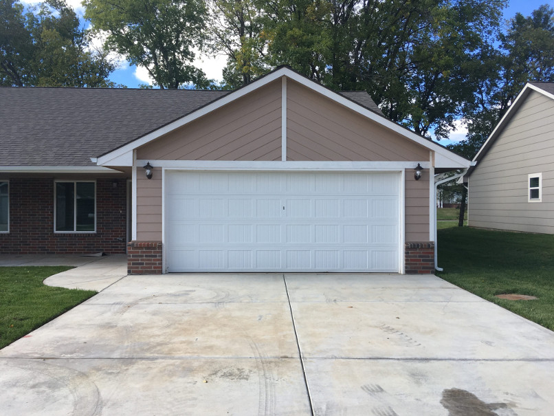 655 East Main Street - 7